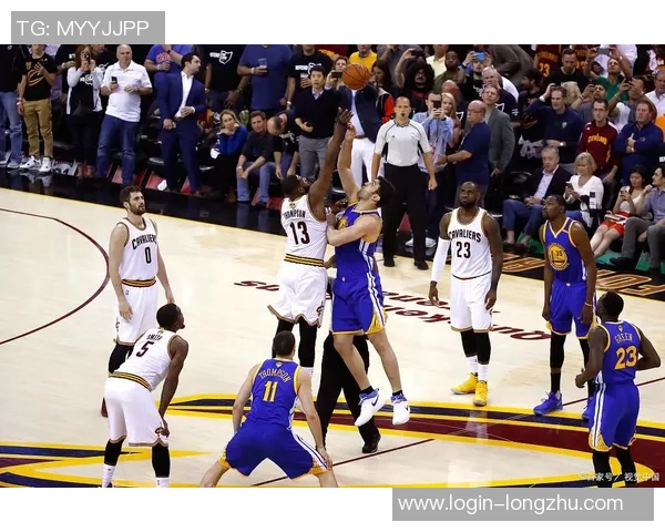 2015年10月31日NBA精彩对决骑士与勇士的录像回顾与分析